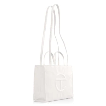 Medium T. Shopping bags