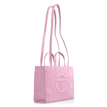 Medium T. Shopping bags